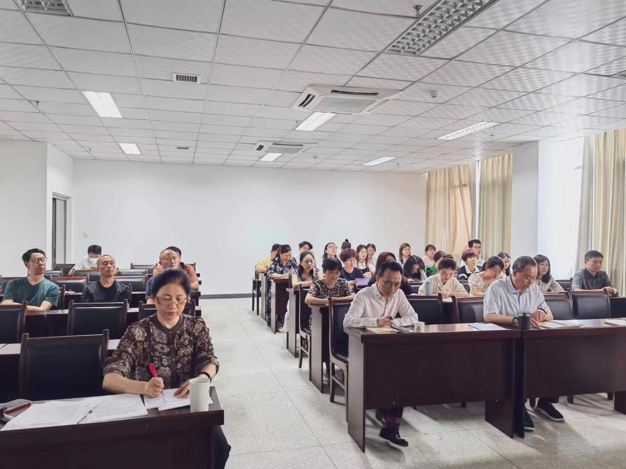 集体.jpg